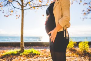 Auch in der Schwangerschaft kann sich der Embryo mit Herpes anstecken