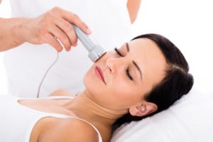 Lasertherapie im Gesicht bei Herpes