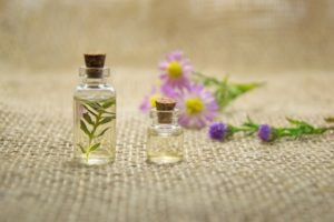 Mit ätherischen Öle gegen Herpes
